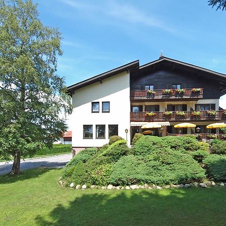 Gaestehaus Lauterbacher Neumarkt am Wallersee Exterior foto